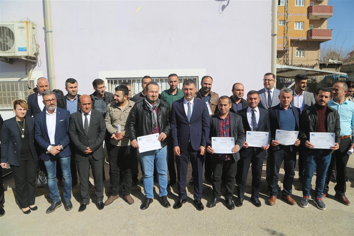 Silopi'de 150 kişiye girişimci sertifikası verildi